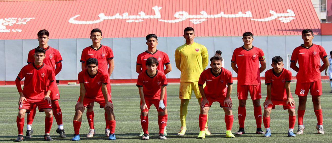 گزارش تصویری دیدار نوجوانان پرسپولیس - نوجوانان انرژی پیشرو ایرانیان - 26 بهمن 1400